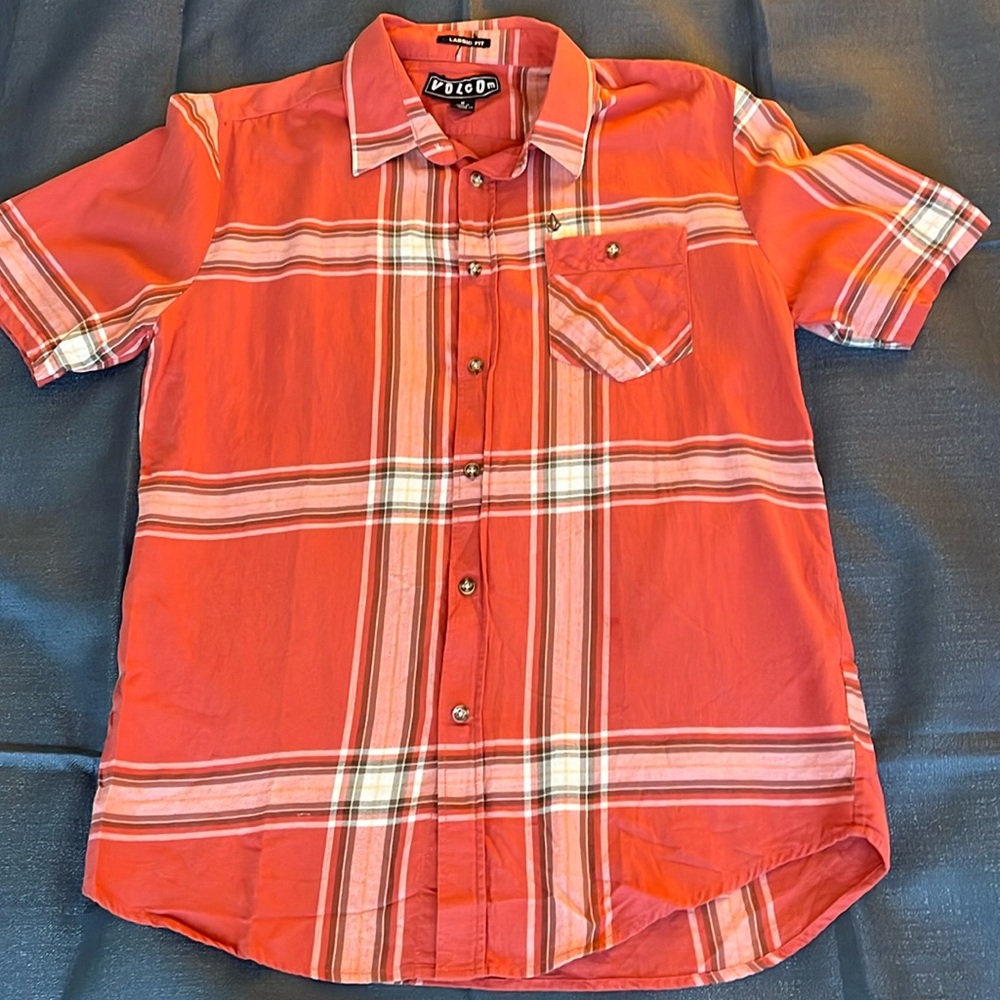 Men’s Volcom, casual shirt, size medium